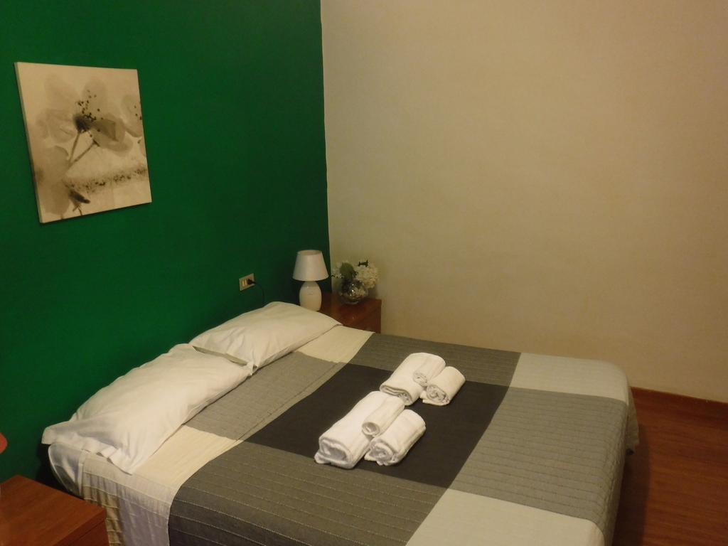 Ares Rooms Рим Номер фото