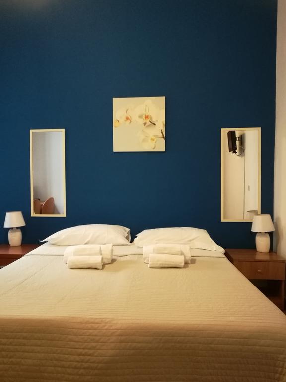 Ares Rooms Рим Экстерьер фото