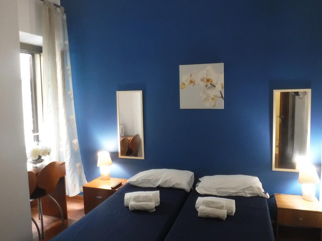 Ares Rooms Рим Экстерьер фото